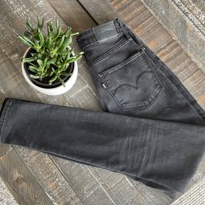 Levi 721 high rise skinny jeans